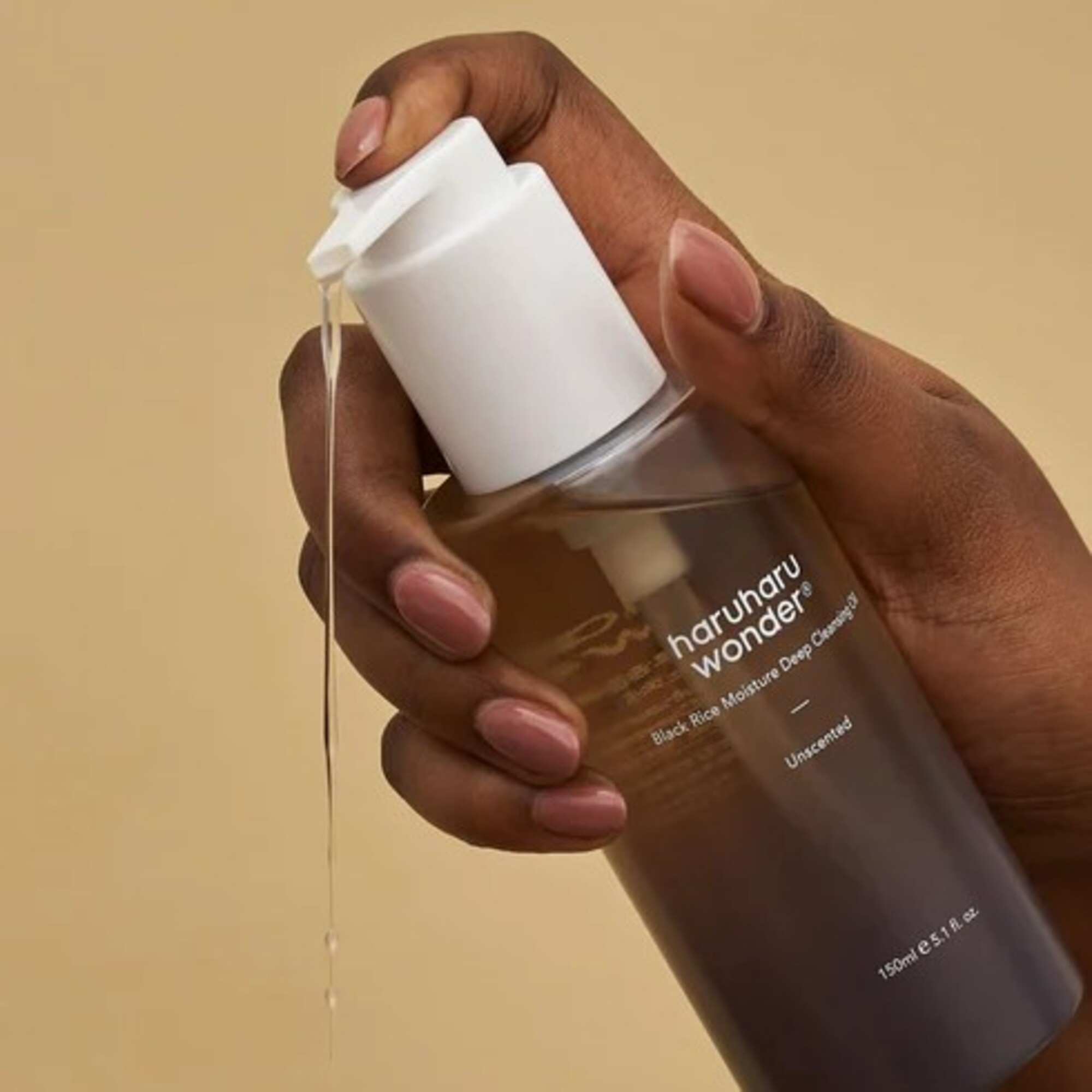 150 ML Haruharu Wonder BLACK RICE HAR MOISTURE DEEP  1 of 2 