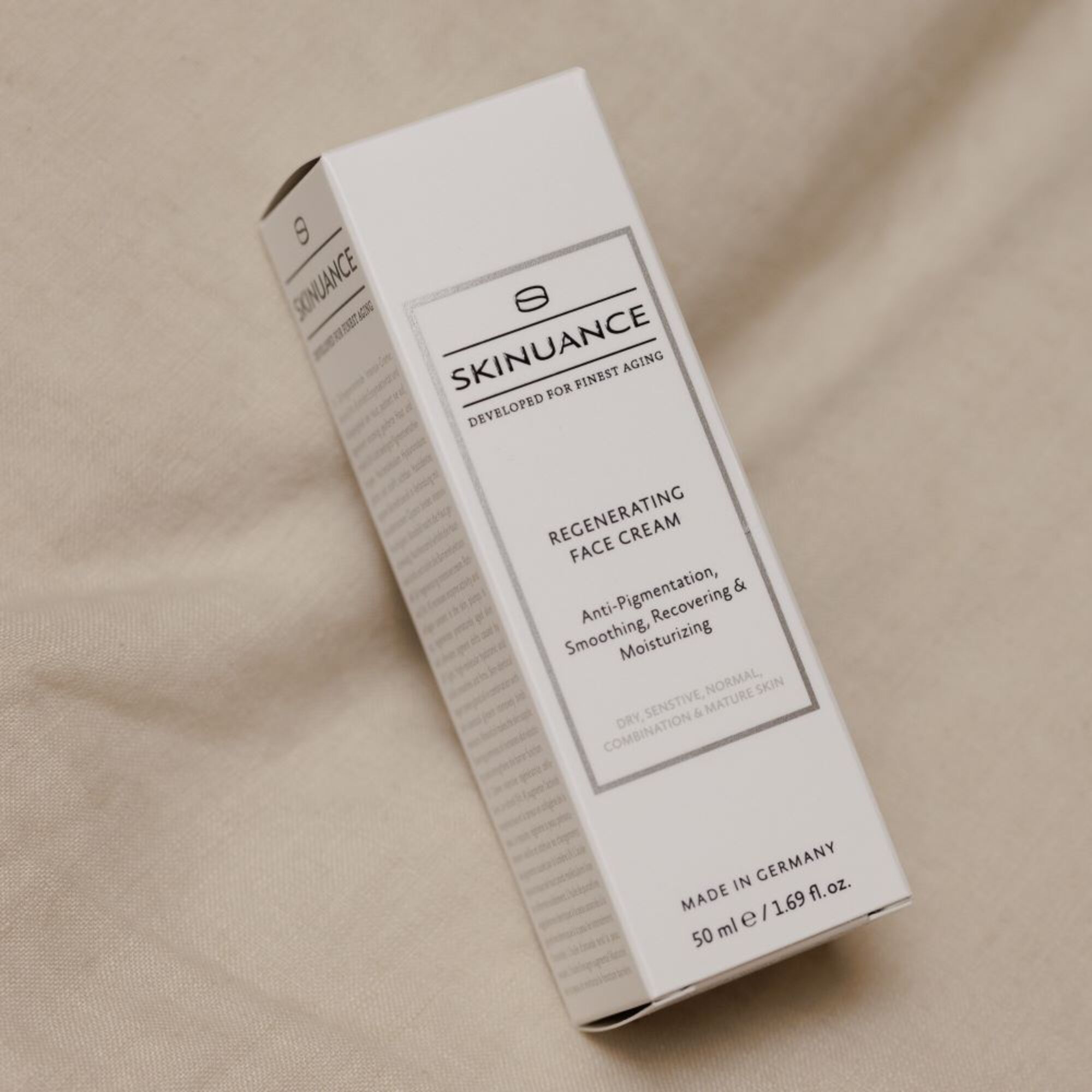 Regenerierende Gesichtscreme