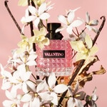 30 ML Valentino BORN IN ROMA DONNA Eau de Parfum 2 of 8 Eau de Parfum