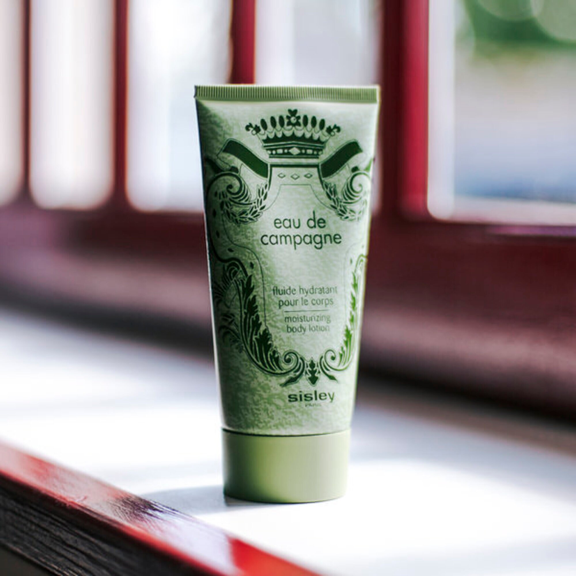 Parfümierte, feuchtigkeitsspendende Körperlotion