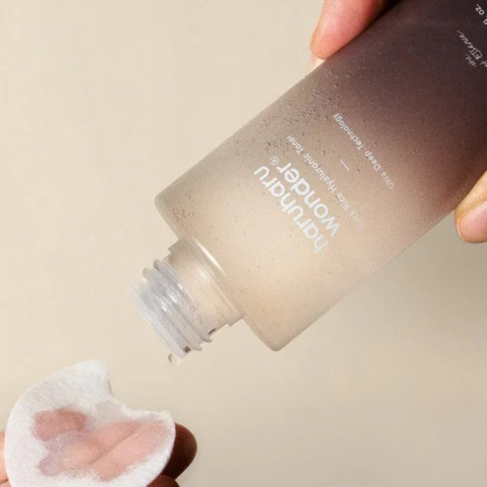 150 ML Haruharu Wonder BLACK RICE HAR HYALURONIC TO  1 of 2 