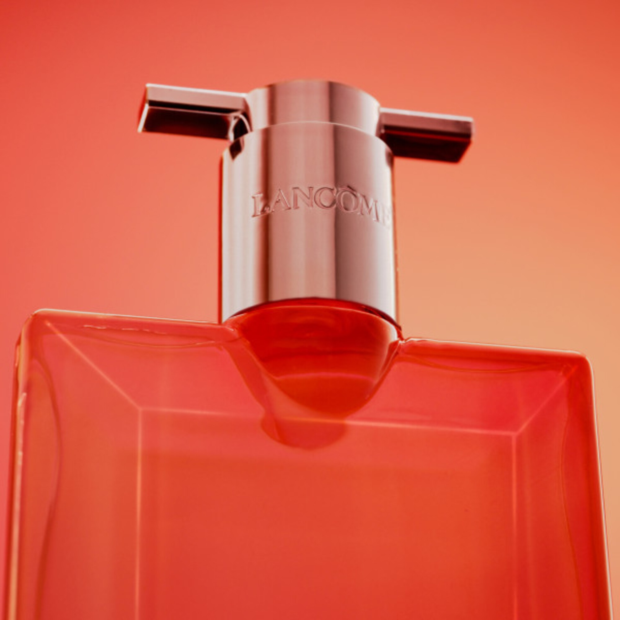 50 ML Lancôme Lancôme Idôle Peach'N Roses Eau de Parfum Damaskusrose Pfirsichduft Damenparfum Eau de Parfum 1 of 8