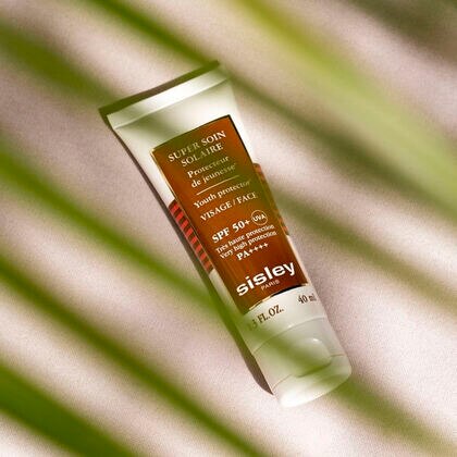 40 ML Sisley SUPER SOIN SOLAIRE VISAGE Sonnencreme fürs Gesicht mit UVA UVB Schutz SPF 50+  1 of 2 