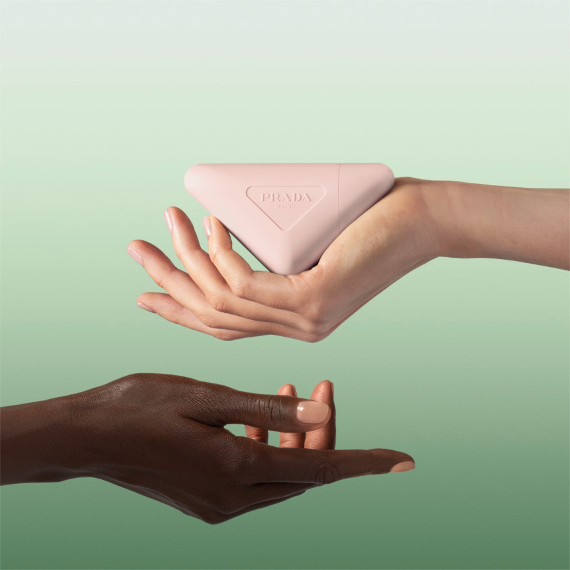 50 ML Prada Paradoxe Handcreme 1 of 8