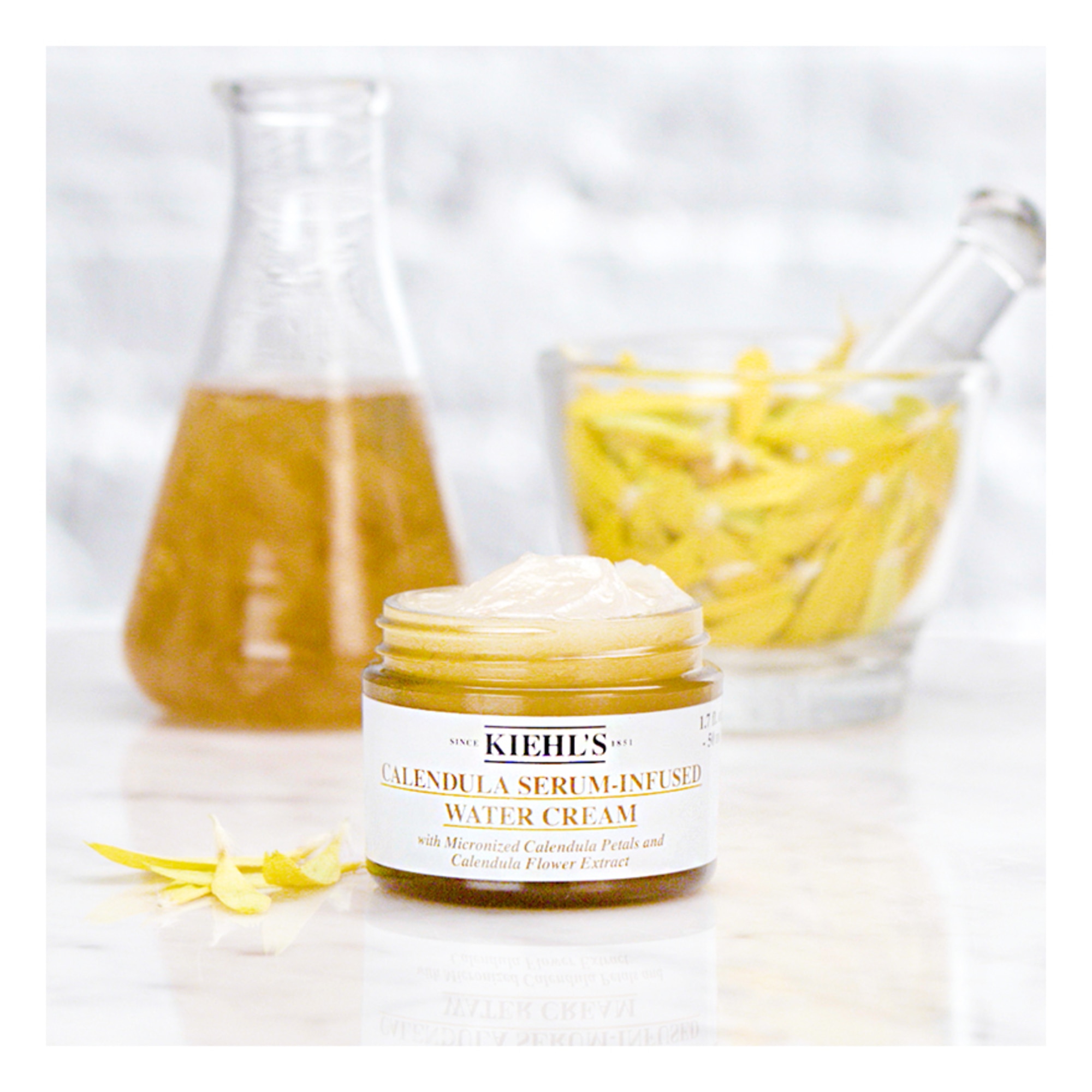 Serum-Infundierte Wasser-Creme