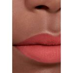  CHANEL ROUGE ALLURE LIQUID VELVET Der Intensive Matte Fluid-Lippenstift mit Ultra-Langem Halt  5 of 6 Der Intensive Matte Fluid-Lippenstift mit Ultra-Langem Halt