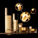 30 ML CHANEL SUBLIMAGE LE SÉRUM DAS ULTIMATIVE SERUM: REGENERIERT UND STÄRKT DIE HAUTDICHTE  5 of 6 DAS ULTIMATIVE SERUM: REGENERIERT UND STÄRKT DIE HAUTDICHTE
