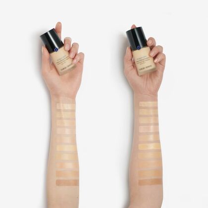  Armani DESIGNER GLOW FOUNDATION Foundation  1 of 3 