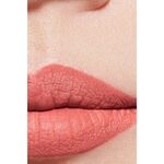 CHANEL ROUGE ALLURE VELVET Mattierender Lippenstift mit hoher Farbintensität 4 of 6 Mattierender Lippenstift mit hoher Farbintensität
