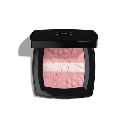 CHANEL LES SIGNES ILLUMINATING Highlighter  1 of 7