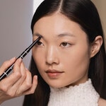  Sisley PHYTO-SOURCILS DESIGN 3-in-1 Augenbrauenstift  2 of 2 3-in-1 Augenbrauenstift