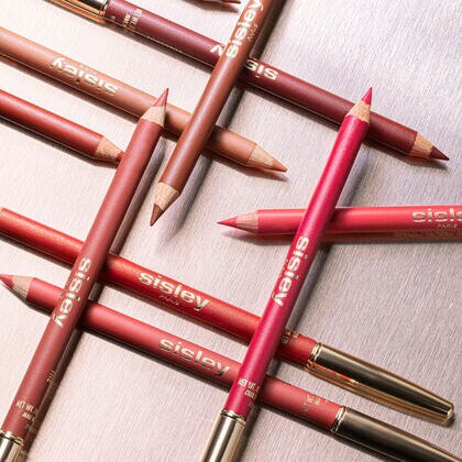 Lipliner mit Pinsel und Anspitzer